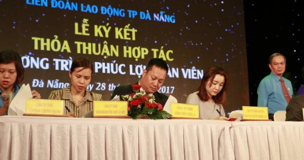 Hỗ trợ giảm phí dịch vụ cho gia đình người lao động khi vào Sun World