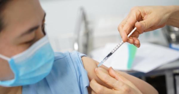 Đã tiêm mũi 1 vaccine Moderna có thể tiêm mũi 2 vaccine khác không?