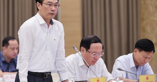 Bộ GD&ĐT: Cần có văn bản pháp lý quy định về khoản thu đầu năm