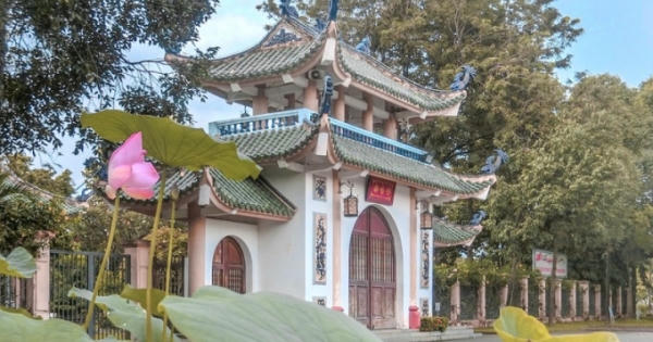 Trầm mặc Văn Miếu Trấn Biên