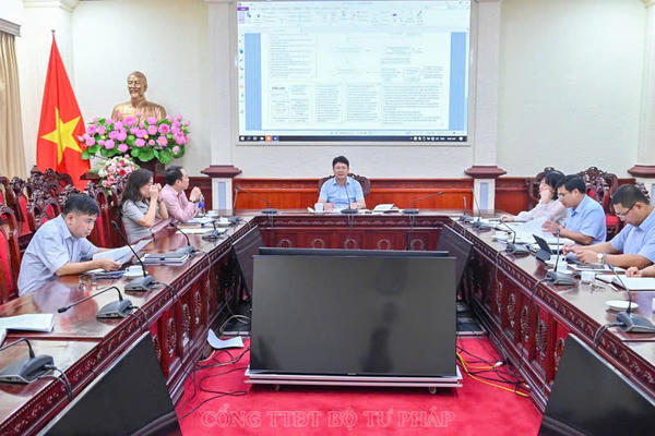 Hoàn thiện các nội dung chuẩn bị tổ chức Diễn đàn kinh doanh và Pháp luật năm 2024 Hoàn thiện các nội dung chuẩn bị tổ chức Diễn đàn kinh doanh và Pháp luật năm 2024