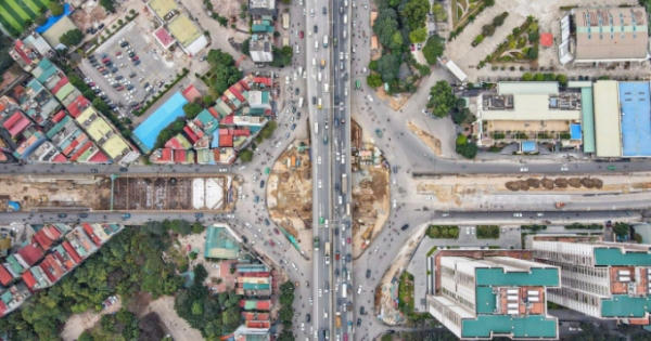 Chùm ảnh: Tăng tốc làm dự án giao thông trọng điểm ở Hà Nội dịp cận Tết