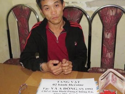 Sơn La: Bắt quả tang đối tượng vận chuyển 2 bánh heroin đang trên đường đi tiêu thụ