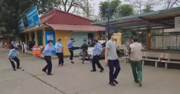 Bệnh viện Đa khoa Tuyên Quang chấm dứt hợp đồng với công ty bảo vệ vì sự cố đánh người nhà bệnh nhân Bệnh viện Đa khoa Tuyên Quang chấm dứt hợp đồng với công ty bảo vệ vì sự cố đánh người nhà bệnh nhân