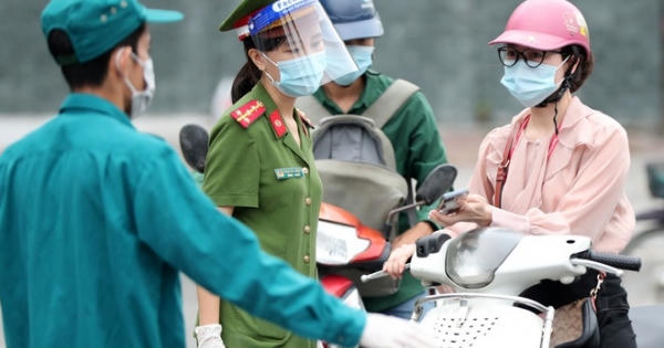 Cấp giấy đi đường tại Hà Nội: 3 nhóm do Thủ trưởng cơ quan cấp, 3 nhóm còn lại thuộc Phòng CSGT