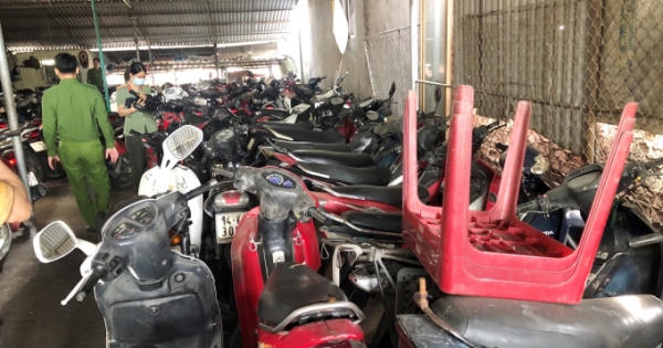 Hải Dương: Bắt “siêu đạo chích”, phát hiện kho xe gần trăm chiếc nghi trộm cắp Hải Dương: Bắt “siêu đạo chích”, phát hiện kho xe gần trăm chiếc nghi trộm cắp