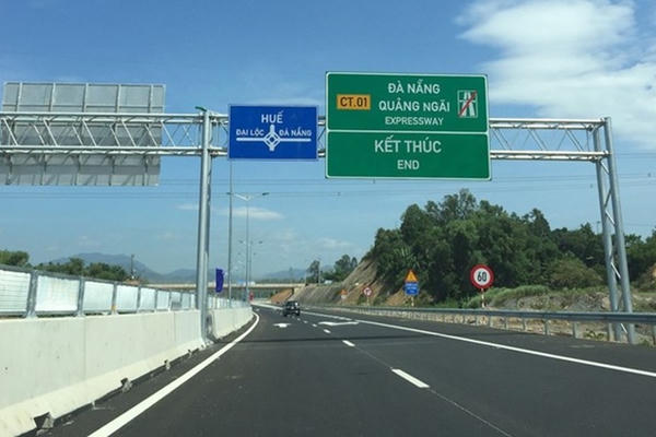 Bộ Xây dựng trả lời cử tri về việc xây dựng cao tốc Đà Nẵng - Quảng Ngãi ảnh hưởng tới 10ha của người dân