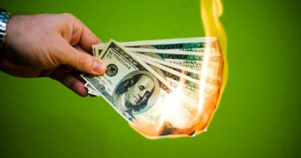 Lố vì quan trí thấp