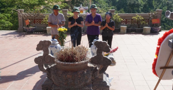 Tri ân các anh hùng liệt sỹ anh dũng hy sinh tại mặt trận phía Bắc Tri ân các anh hùng liệt sỹ anh dũng hy sinh tại mặt trận phía Bắc