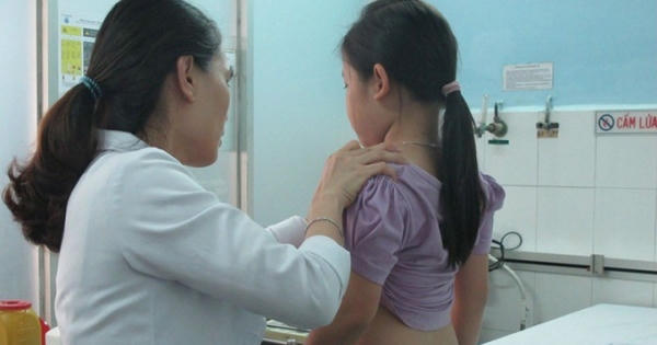 Dậy thì sớm do... 'đèn ngủ' quá sáng