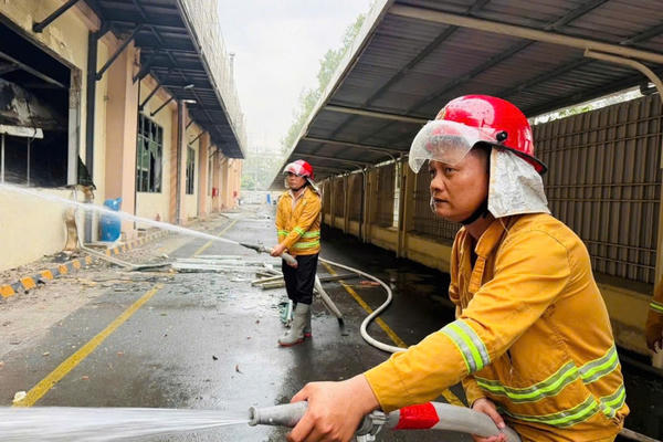 Cháy lớn tại Công ty Richy Miền Nam