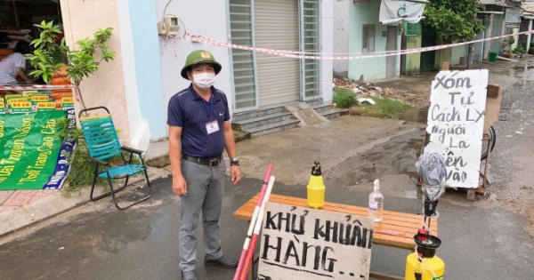 Nhân rộng “xóm tự cách ly” bảo vệ “vùng xanh” giữa tâm dịch