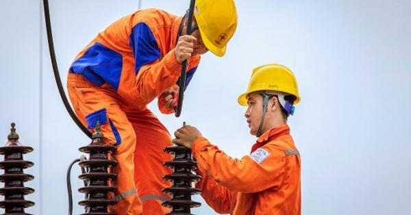 Nắng nóng kéo dài, Bộ Công thương có giải pháp gì chống thiếu điện