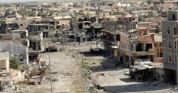 Cận cảnh sự hoang tàn tại thành phố Iraq giành lại từ tay IS