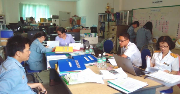 Công chức, người lao động nghỉ 4 ngày dịp 30/4
