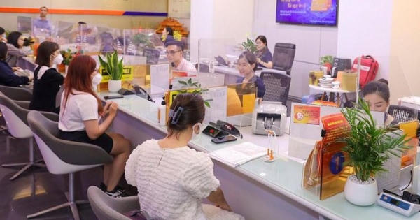 Ngân hàng lãi đậm: Mừng hay lo?