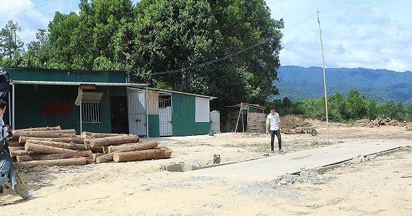 Trạm cân hoạt động trái phép, xã “bất lực”