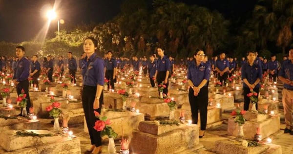Tuổi trẻ Quảng Bình dâng hương tưởng nhớ các anh hùng liệt sĩ Tuổi trẻ Quảng Bình dâng hương tưởng nhớ các anh hùng liệt sĩ