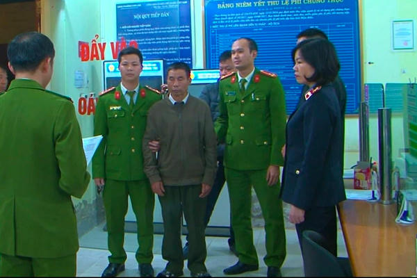 Khởi tố hạt trưởng Hạt Kiểm lâm ở Điện Biên tiếp tay cho doanh nghiệp phá rừng