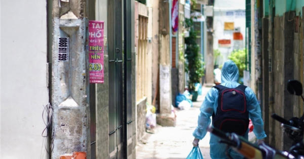 Bình Dương: "Đi từng ngõ, gõ từng nhà, rà từng người" để phòng dịch