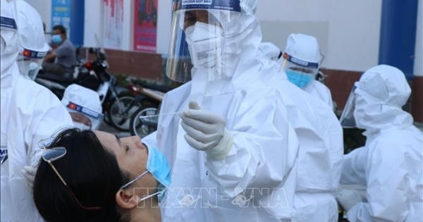 Yêu cầu doanh nghiệp báo cáo giá test xét nghiệm COVID-19
