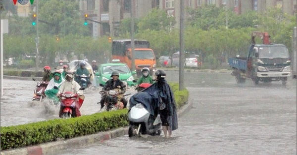 Dự báo thời tiết ngày 11/7: Hà Nội tiếp tục nắng gắt, tối và đêm có mưa dông
