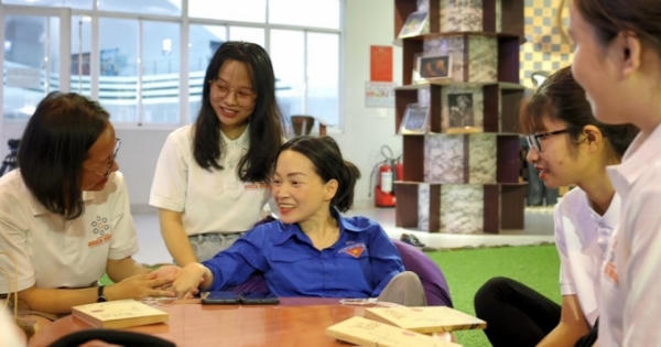 Talkshow “Bạn trẻ và sách” góp phần lan toả điều tử tế trong cộng đồng sinh viên Talkshow “Bạn trẻ và sách” góp phần lan toả điều tử tế trong cộng đồng sinh viên