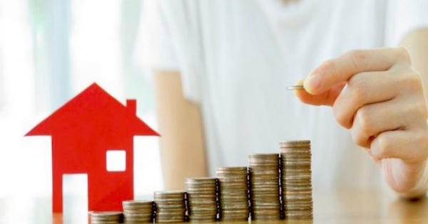 Đằng sau sự điên rồ của tiền và đất!