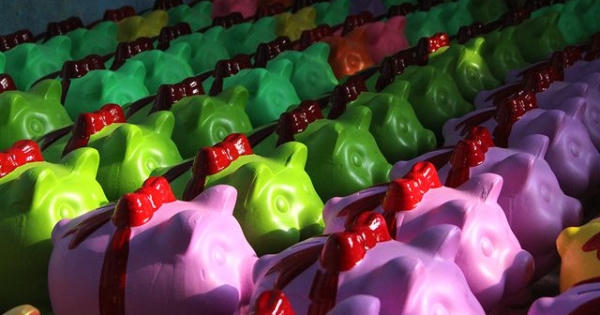 Những chú heo vàng đón Tết Kỷ Hợi được "chào đời" như thế nào?