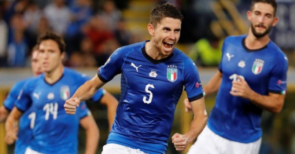 Phần Lan 1-2 Italia: Giữ vững ngôi đầu Phần Lan 1-2 Italia: Giữ vững ngôi đầu