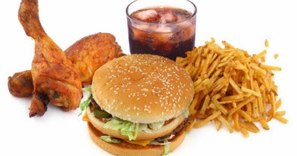 VINASTAS kêu gọi McDonald's, KFC, Lotte, Subway... loại bỏ kháng sinh ra khỏi đồ ăn