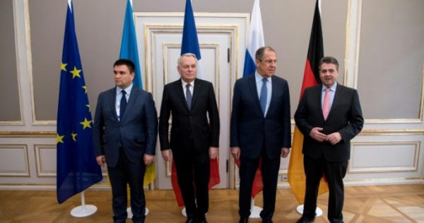 Nga công bố lệnh ngừng bắn mới ở Ukraine Nga công bố lệnh ngừng bắn mới ở Ukraine