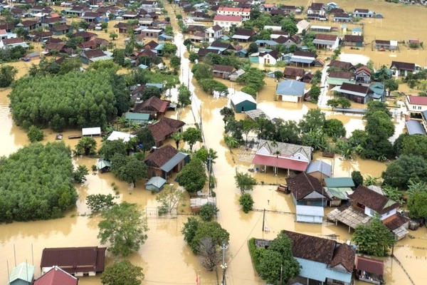 Cộng đồng quốc tế đã hỗ trợ Việt Nam gần 16 triệu USD khắc phục hậu quả bão lũ