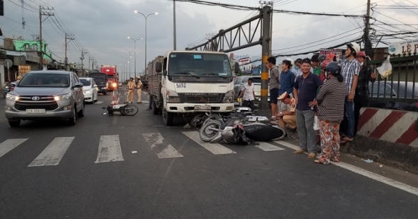 Tin nhanh: Liên tiếp xảy ra những vụ tai nạn liên hoàn