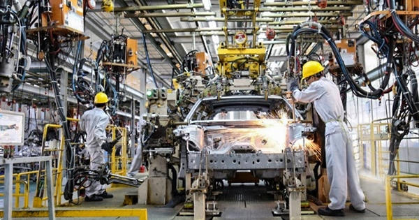 Hãng xe nhập khẩu lên tiếng vì đề xuất giảm 50% phí trước bạ xe lắp ráp