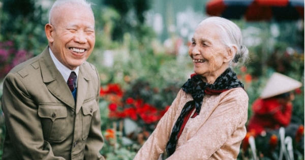 'Điều cha mẹ không kể' 'Điều cha mẹ không kể'