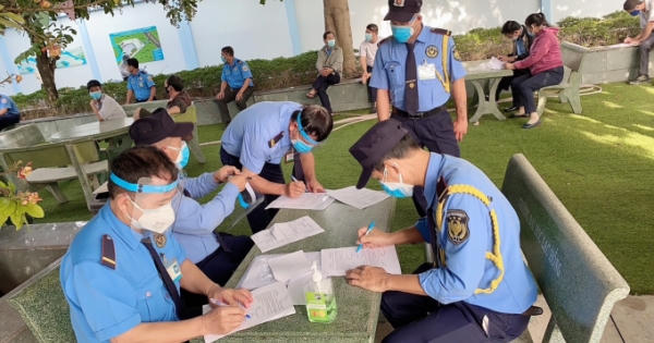 Hàng ngàn công nhân được tiêm vaccine ngừa Covid-19