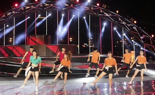 Sôi động cuộc thi Flashmob quy mô toàn quốc lần đầu tiên được tổ chức