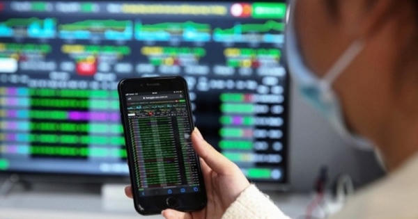 Hơn 340.000 tài khoản chứng khoán bị đóng trong tháng 11