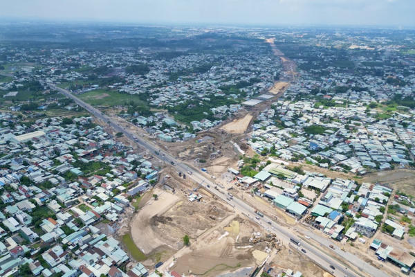 Đồng Nai dốc tổng lực “140 ngày đêm” thi công cao tốc và Vành đai 3