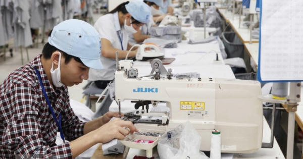 Doanh nghiệp kiệt quệ vì Covid-19: Cơ hội để điều chỉnh lại chi tiêu ngân sách?