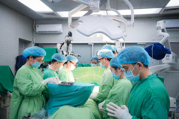 TP HCM: Trắng đêm, xuyên lễ ghép tạng cứu sống 6 bệnh nhân TP HCM: Trắng đêm, xuyên lễ ghép tạng cứu sống 6 bệnh nhân