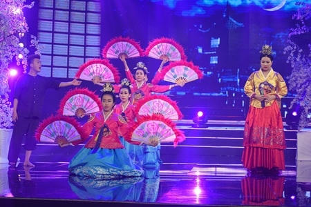 Diễn viên Lê Khánh bất ngờ bỏ cuộc chơi lấy chồng Hàn Quốc