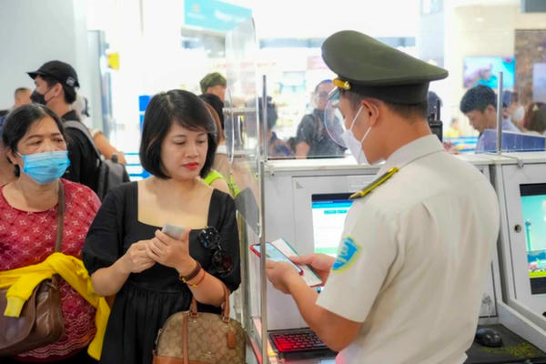 Những quy định đáng chú ý có hiệu lực từ tháng 2 mà người dân cần biết Những quy định đáng chú ý có hiệu lực từ tháng 2 mà người dân cần biết