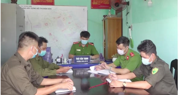 Cử tri đề nghị tăng thêm lực lượng đối với Công an cấp xã Cử tri đề nghị tăng thêm lực lượng đối với Công an cấp xã