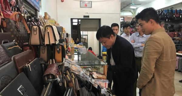 Tăng cường kiểm tra hàng hóa phục vụ tết Nguyên đán Canh Tý năm 2020 Tăng cường kiểm tra hàng hóa phục vụ tết Nguyên đán Canh Tý năm 2020