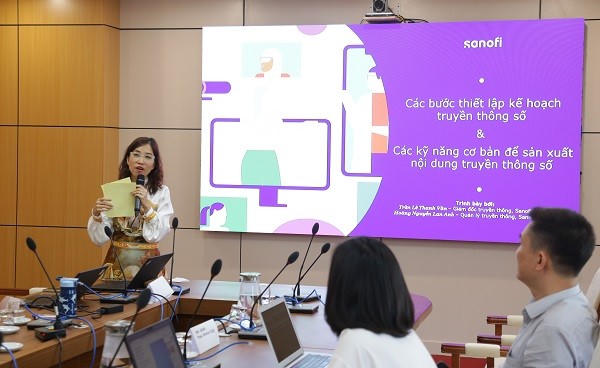 Bồi dưỡng kỹ năng truyền thông số về BHXH, BHYT Bồi dưỡng kỹ năng truyền thông số về BHXH, BHYT