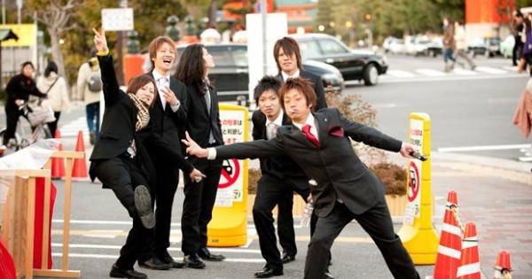 Nhật Bản: Thế hệ thanh niên cự tuyệt lối sống cũ