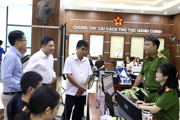 Cải cách hành chính tại Lào Cai- Bài 2: Đưa ra nhiều giải pháp để đạt hiệu quả trong Cải cách thủ tục hành chính