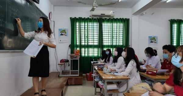 Thời gian thăng hạng chức danh của giáo viên THCS, THPT vẫn kéo dài